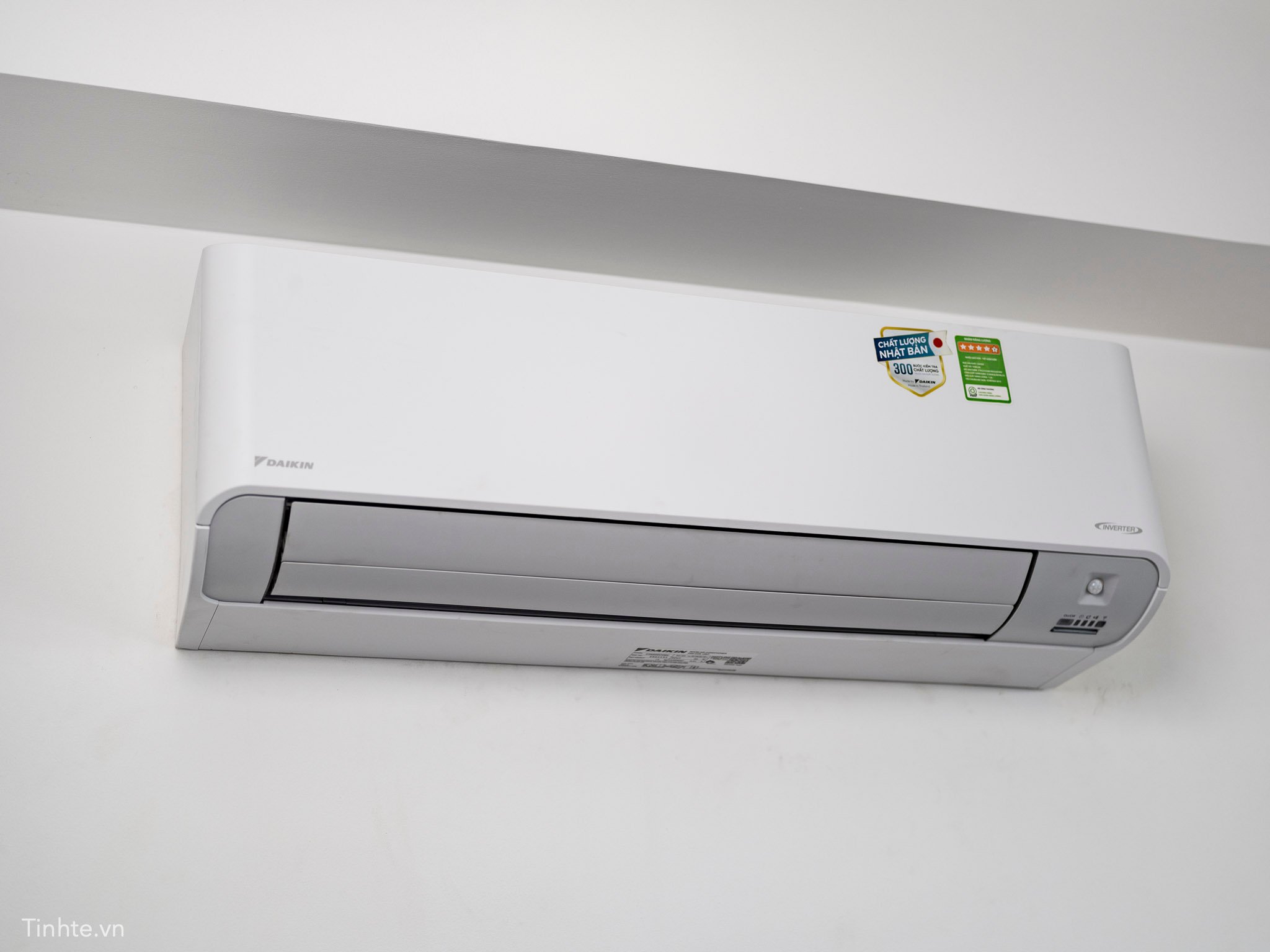 Tinhte - Trải nghiệm máy lạnh Daikin FTKZ: diệt khuẩn, lọc khí, cân bằng độ ẩm, wifi