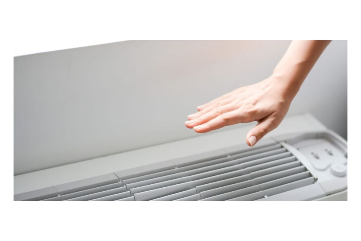 Máy lạnh thổi ra hơi nóng: Đâu là nguyên nhân và cách khắc phục