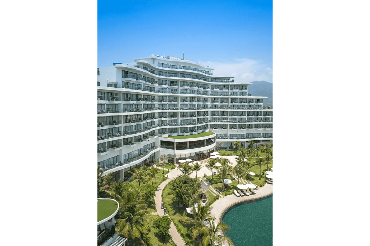 Cam Ranh Riviera Beach Resort & Spa